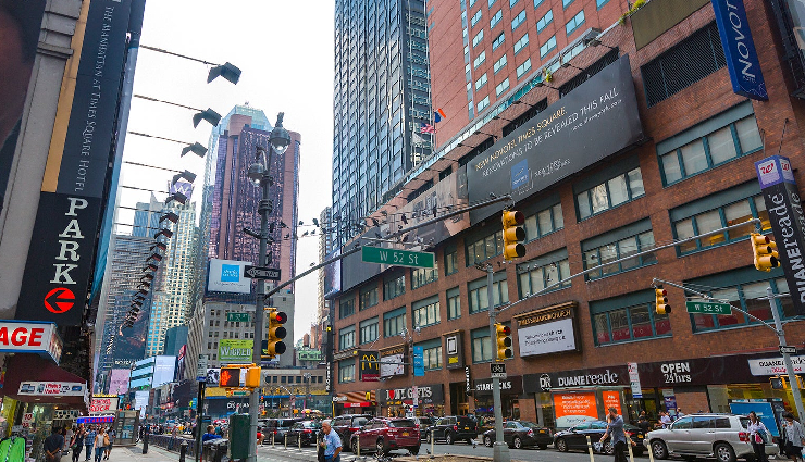 new york landmarks,nyc attractions,must-see spots nyc,iconic nyc destinations,tourist spots new york,nyc sightseeing,top nyc landmarks,new york city travel,nyc tourism,new york city attractions,nyc travel guide,things to do in new york city,nyc points of interest,visiting new york city,exploring nyc