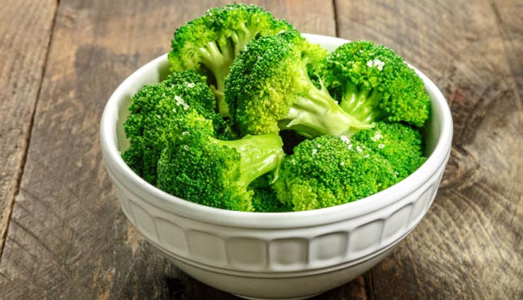 5 foods to maintain your child growth,sweet potatoes,milk,broccoli,eggs,cheese,health tips for child growth