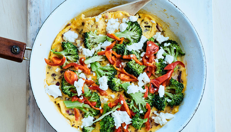 Recipe - Healthy and Delicious Broccoli and Bell Pepper Omelette for a Nutritious Breakfast!