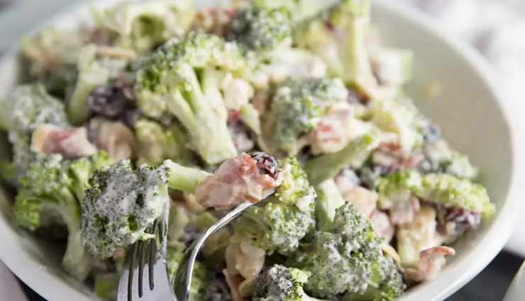 Recipe- Easy and Delicious Creamy Broccoli Salad