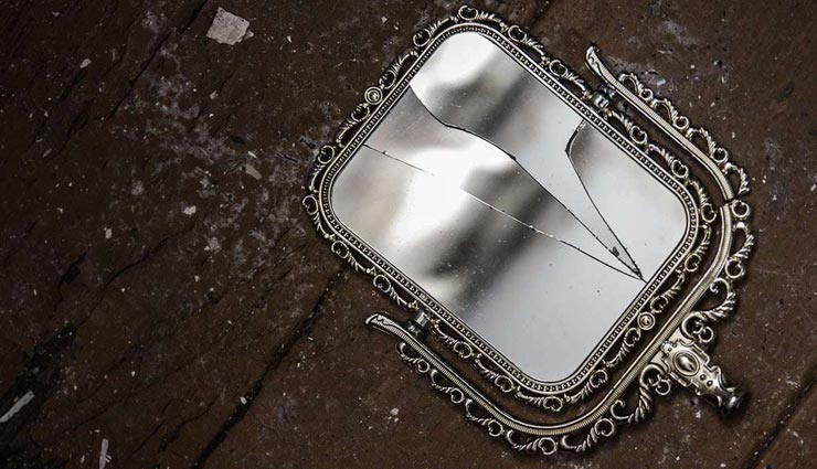 इन 5 चीजों की वजह से नहीं रखती मां लक्ष्मी आपके घर में कदम vastu tips,vastu tips in hindi,mother laxmi,negativity causes