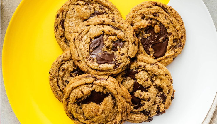 Recipe- Crispy Sea Salt and Brown Butter Chocolate Chip Cookies

