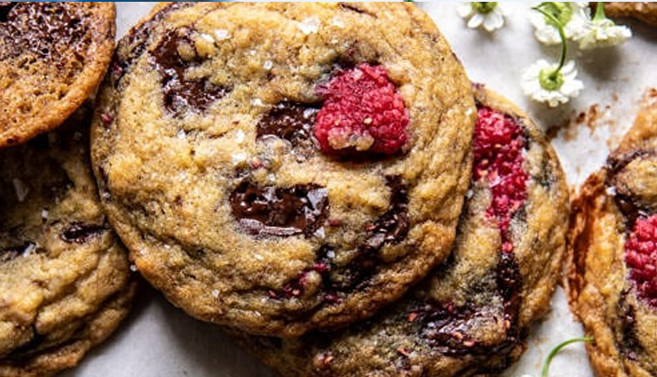 Recipe- Mouthwatering Brown Butter Raspberry Chocolate Chip Cookies