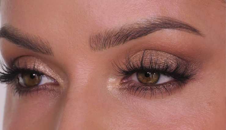 navratri 2024 makeup,soft glam makeup navratri,navratri makeup tutorial,easy navratri makeup tips,dewy makeup look navratri,soft brown eyeshadow,glamorous navratri makeup,festive makeup navratri,step-by-step navratri makeup,glossy lips navratri