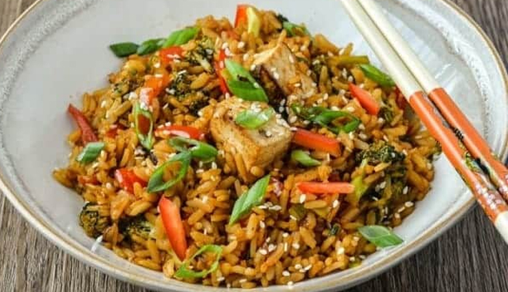 nutritious brown rice recipes,weight loss-friendly meals,brown rice for weight loss,low-calorie brown rice dishes,brown rice meal ideas,healthy rice recipes,brown rice nutrition,slimming brown rice recipes,brown rice diet,easy weight loss recipes