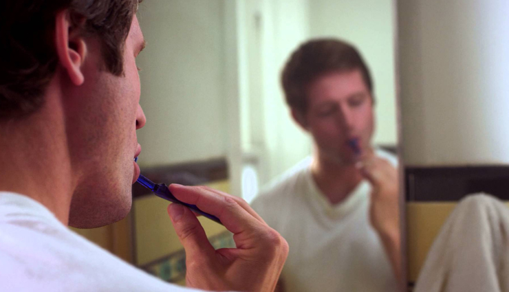 healthy living,home made toothpaste to keep teeth healthy,steps to make toothpaste at home,commercial toothpastes