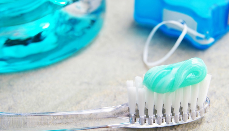 proper tooth brushing duration,dental health tips,avoid overbrushing,two-minute brushing rule,gum recession prevention,enamel erosion risks,soft tissue damage from brushing,tooth sensitivity prevention,how often to brush teeth,dental care advice,oral hygiene tips,brushing technique importance,tooth sensitivity management,dental health recommendations,importance of balanced brushing,preventing dental issues,enamel protection strategies,brushing frequency guidelines,tooth brushing duration limits,oral health preservation