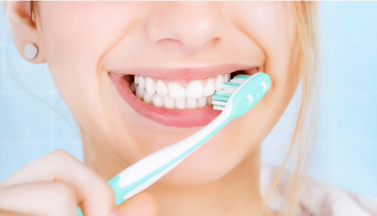 tooth-damaging behaviors,oral health-harming practices,teeth-harming routines,habits that harm dental hygiene,harmful oral care practices,dental health detrimental habits,teeth-damaging lifestyle choices,oral habits impacting teeth negatively,detrimental dental behaviors,harmful routines for teeth