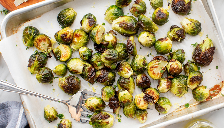 brussel sprout stir fry,brussel spouts fry recipe,hunger struck,food,easy recipes