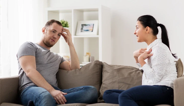 10 Ways To Date Multiple Women Without Being a Douche