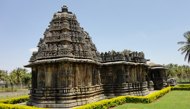 temples of hoysala to visit in karnataka,karnataka,karnataka tourism,places to visit in karnataka,chennakesava temple,belur,hoysaleswara temple,halebidu,kedareshwara temple,halebidu,chennakesava temple,somanathapura,veera narayana temple,belavadi,lakshminarayana temple,hosaholalu,ishvara temple,arasikere,amrutesvara temple,amruthapura,brahmeshvara temple,kikkeri,lakshmi narasimha temple,nuggehalli,sadasiva temple,mallikarjuna temple,basaralu,bucesvara temple,koravangala,tourism,india tourism