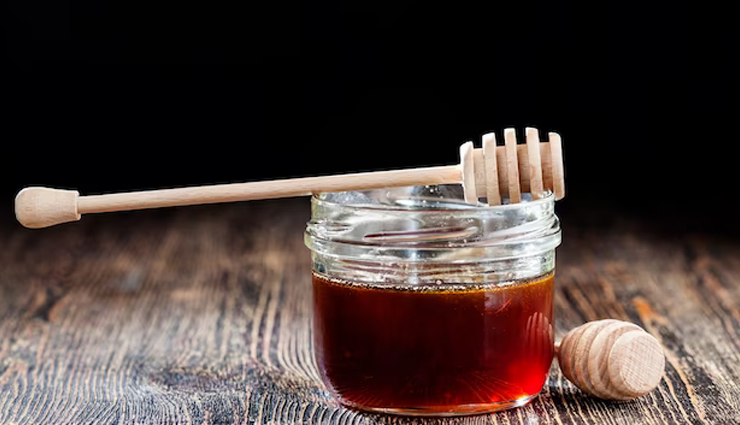 types of honey,honey varieties,different types of honey,honey flavors,honey colors,honey production,health benefits of honey,honey exploration,culinary experiences with honey,honey enthusiasts