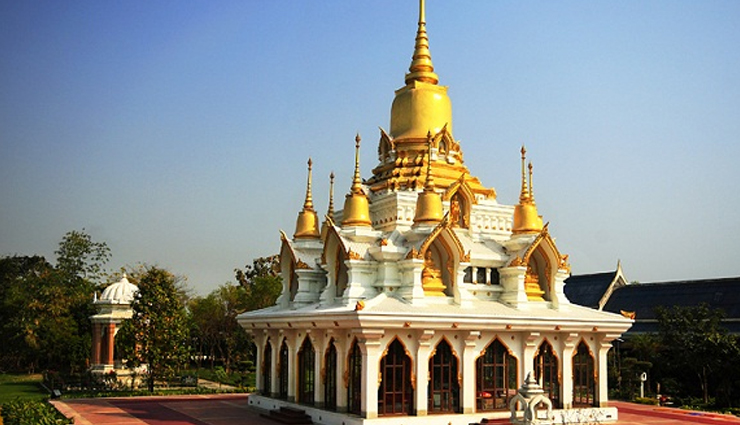 buddhist temples,buddhist temple in india,india travel,holidays,travel guide