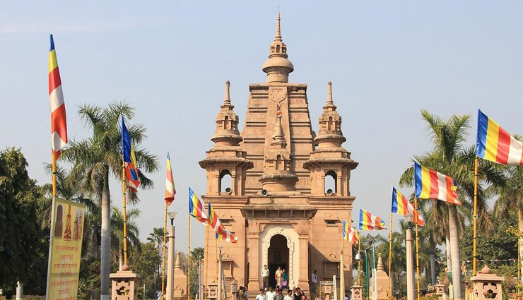 buddhist temples in india,india,mahabodhi temple,bihar,sarnath temple,uttar pradesh,mahaparinirvana temple,sanchi stupa,madhya pradesh,ramabhar stupa,red maitreya temple,jammu and kashmir