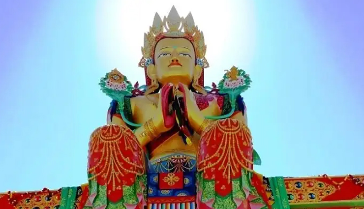 buddhist temples in india,india,mahabodhi temple,bihar,sarnath temple,uttar pradesh,mahaparinirvana temple,sanchi stupa,madhya pradesh,ramabhar stupa,red maitreya temple,jammu and kashmir