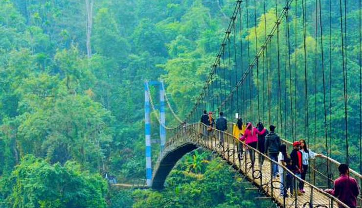 budgeted holidays in india,places for budgeted holidays,holidays in india,mcleodganj,shillong,amritsar,mahabaleshwar,kohima