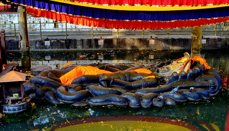 घूमने जा रहे हैं पड़ोसी देश नेपाल, जरूर करें इन धार्मिक स्थलों के दर्शन places of worship in nepal,spiritual journey in nepal,best temples to visit in nepal,monasteries in nepal,cultural heritage of nepal,tourist attractions in nepal,nepal pilgrimage sites,famous temples in nepal,buddhist monasteries in nepal,hindu temples in nepal