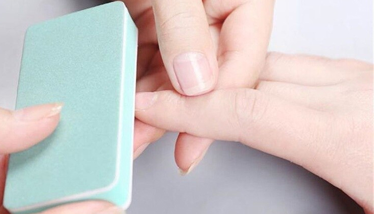 manicure,manicure at home,salon manicures at home,manicure tips,beauty,beauty tips