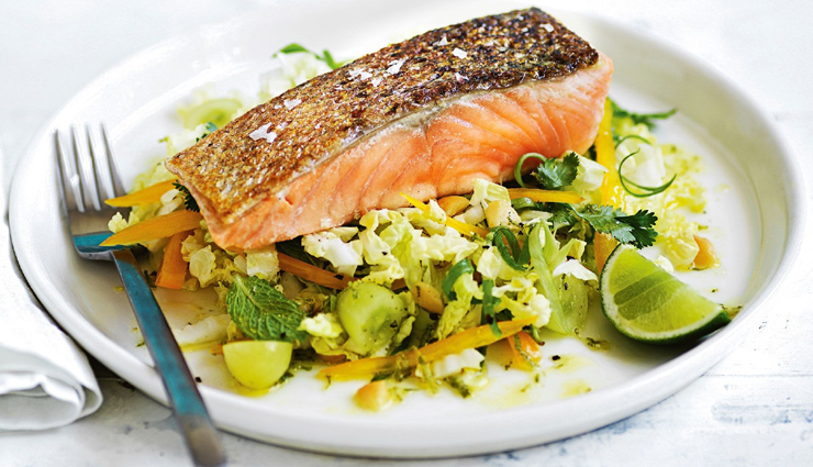 eggs,chicken breast,milk,salmon,quinoa,legumes,healthy food,food for muscle,Health tips,muscle building tips,fitness tips