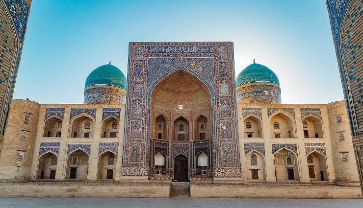 uzbekistan travel,places to visit in uzbekistan,silk road uzbekistan,central asia tourism,uzbek culture,historic cities uzbekistan,islamic architecture uzbekistan,uzbekistan cuisine,uzbekistan landmarks,uzbekistan adventure travel
