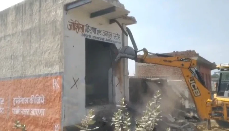 झुंझुनूं में बुलडोजर कार्रवाई, 100 से अधिक अवैध निर्माण ध्वस्त; 9 थानों की पुलिस तैनात