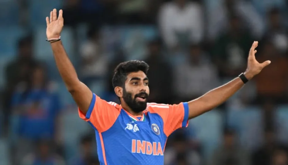 बुमराह के एक ओवर ने पलटा मैच का रुख, सेमीफाइनल में इंग्लैंड की जीत की उम्मीदों पर लगाया ब्रेक