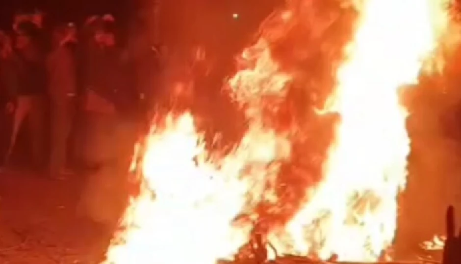 बूंदी में देर रात बवाल, गौवंश से भरा कंटेनर मिलने पर ग्रामीणों का फूटा गुस्सा