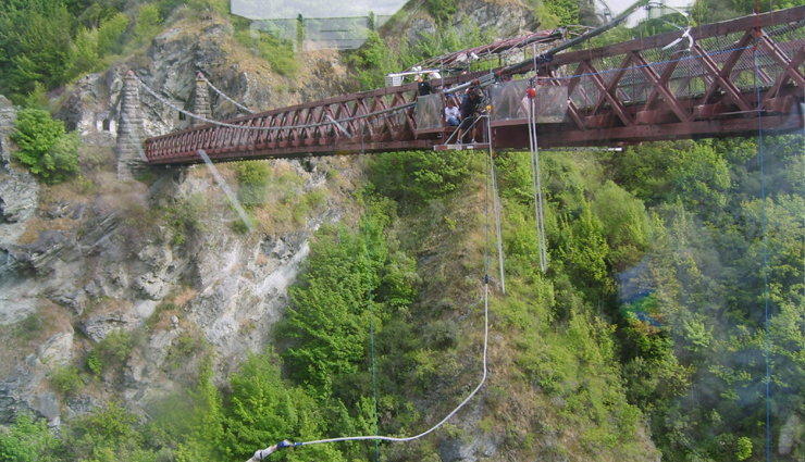 new zealand,new zealand tourism,tourist places in new zealand,adventure activities in new zealand,travel guide,travel tips