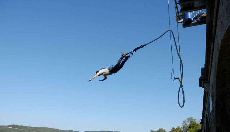 bungee jumping,bungee jumping in india,places for bungee jumping,india
