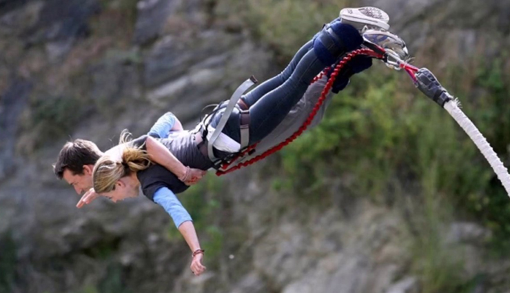 date romantic and special,romantic date,special date,ways to make date romantic,relationship,romance,romantic tips,relationship tips