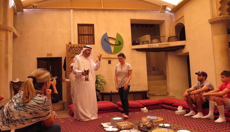 bur dubai,places to visit in bur dubai,bastakia quarter,dubai museum,sheikh mohammed centre,majlis gallery,old souk