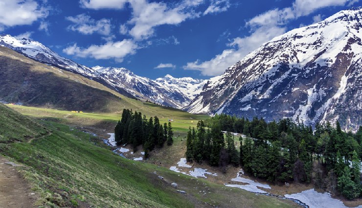 trekking in himalayas,himalayas trekking destinations,kedarkantha trek,deoriatal chandrashila trek,sandakphu phalut trek,valley of flowers trek,tarsar marsar trek,hampta pass trek,gidara bugyal trek,annapurna base camp trek,khopra ridge trek,buran ghati trek,adventure trekking himalayas,best treks in himalayas,trekking routes himalayas