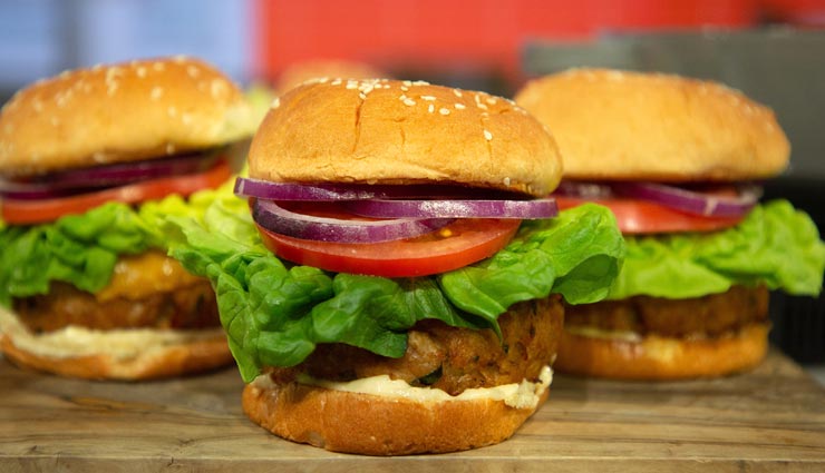यहां 50 लाख रुपये में मिलता है एक बर्गर, महंगाई ने तोड़े सारे रिकॉर्ड