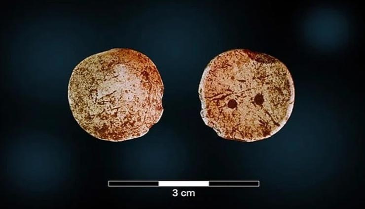 1700 साल पुरानी इस चीज ने वैज्ञानिकों को भी कर दिया हैरान, जानें पूरा माजरा weird news weird incident,roman board game,unearthed in norway