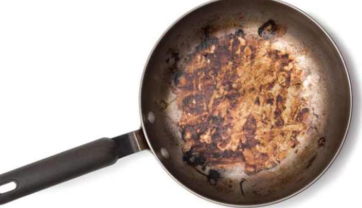 इस तरह बनाए जले हुए बर्तनों की सफाई को आसान, लौटेगी चमक how to clean burnt utensils,tips to clean burnt utensils,burnt utensils,household tips,kitchen tips,home decor tips