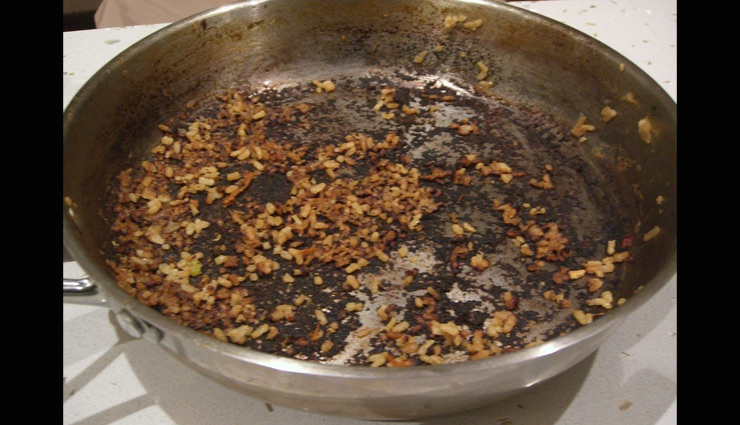 इस तरह बनाए जले हुए बर्तनों की सफाई को आसान, लौटेगी चमक how to clean burnt utensils,tips to clean burnt utensils,burnt utensils,household tips,kitchen tips,home decor tips