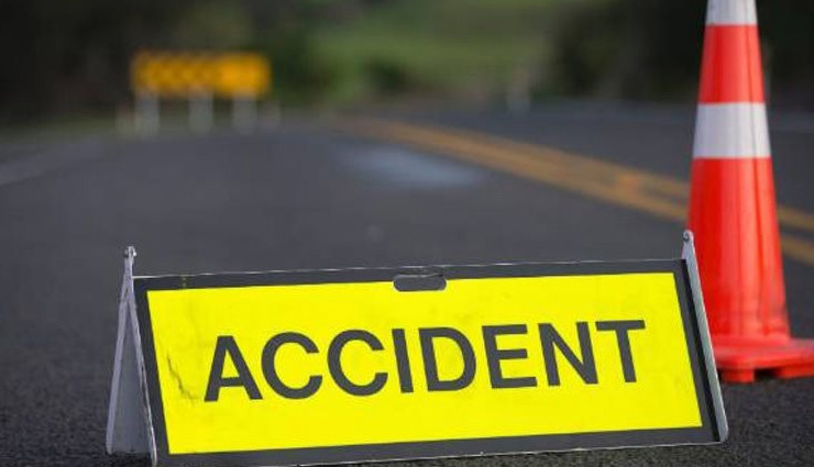 Bus Accident on Lucknow-Agra Expressway Leads To Death of 5, 30 Injured