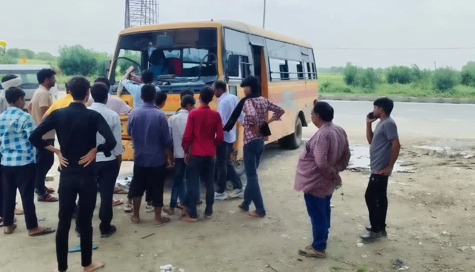 अजमेर में बड़ा हादसा, 40 स्कूली बच्चों से भरी बस हादसे का शिकार, 7  छात्र घायल