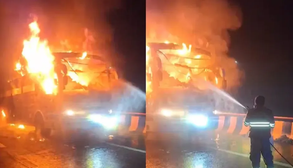 मथुरा में यमुना एक्सप्रेस-वे पर दौड़ती बस में लगी भीषण आग, यात्रियों ने कूदकर बचाई जान
