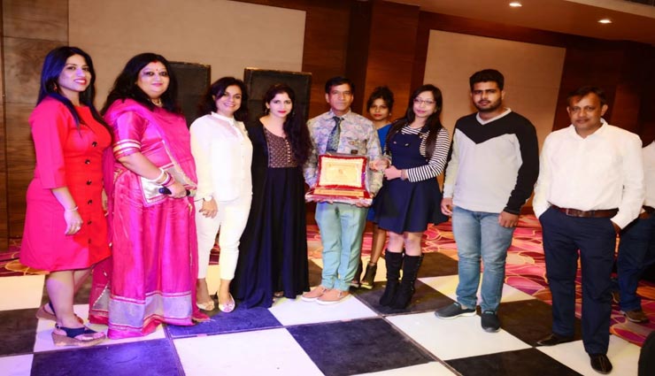 top 21 business entrepreneur award,businessman vishnu tak