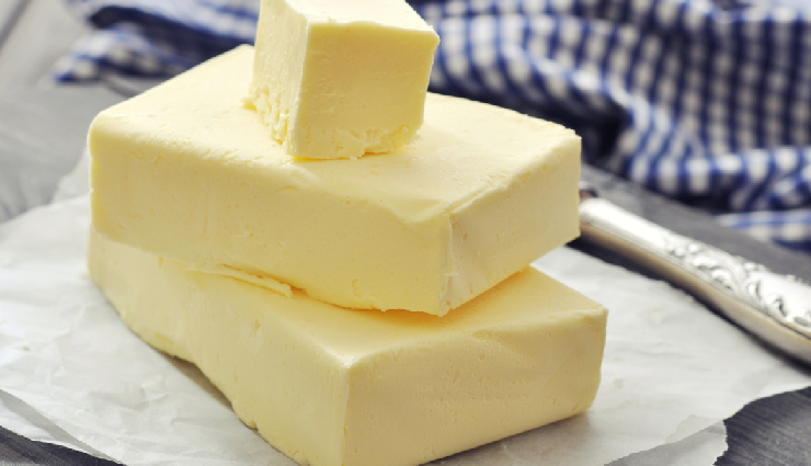 homemade christmas plum cake,traditional plum cake recipe,how to make christmas plum cake,festive plum cake preparation,delicious plum cake for christmas,authentic christmas plum cake,easy homemade plum cake recipe,plum cake for holiday celebrations,rich fruitcake recipe for christmas,christmas cake with plum and nuts