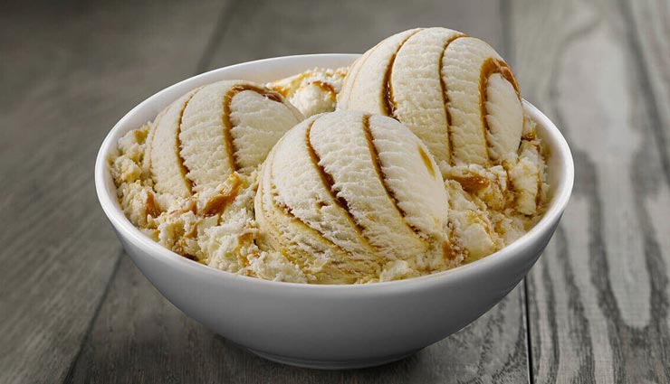 सभी को पसंद आती है 'बटर स्कॉच आइसक्रीम', इस तरह बनाए घर पर ही #Recipe