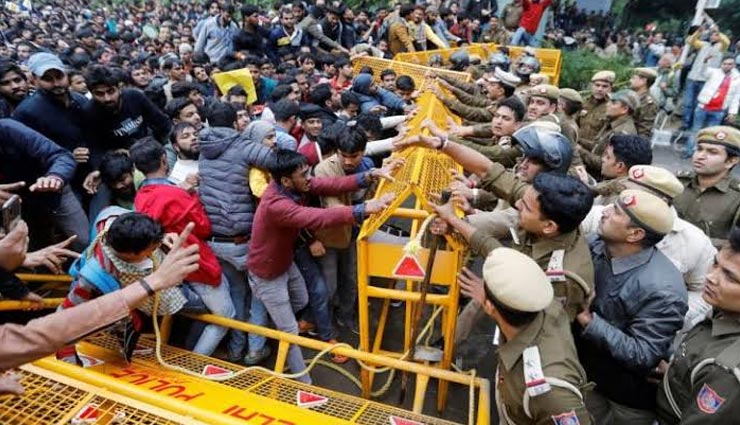 CAA Protest:  दिल्ली में आज दो बड़े प्रदर्शन, इंटरेनट-कॉलिंग-SMS सुविधा पर लग सकती है रोक