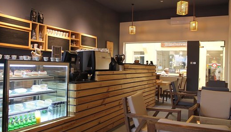 cafe to visit in ramallah,ramallah,must visit cafe,castana cafe,pesto cafe,zamn cafe,la vie cafe,syraan restaurant & cafe