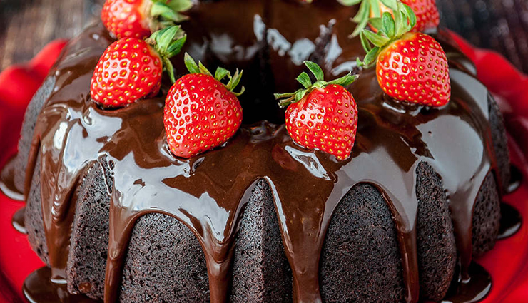 fudgy chocolate bundt cake,chocolate fudgy cake,bundt cake recipe,easy recipes,cakes recipes,hunger struck,food