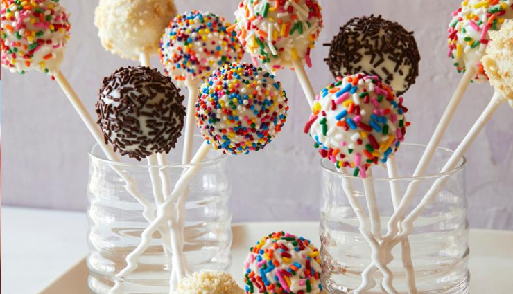 Recipe- These Cake Pops Fit in For Every Occasion
