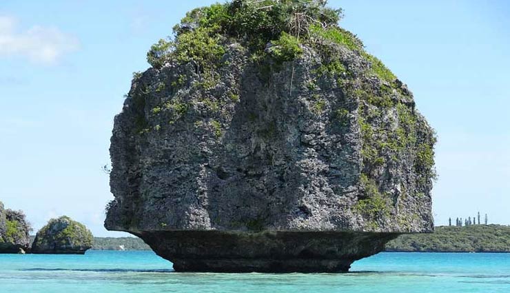 caledonia,places to visit caledonia,crystal clear lagoons,french pastries,haute cuisine,french wine,artisan chocolate