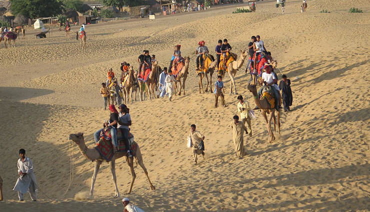 camel safari destinations in india,india,camel safari,bikaner,jaisalmer,mandwana,pushkar,ladakh