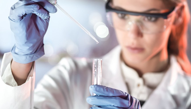 harmful effects of lipstick on health,Health,healthy living