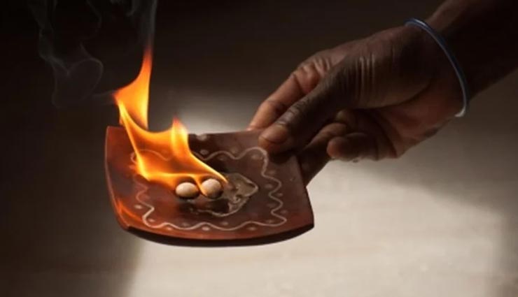 vastu tips,astrology tips,camphor uses,camphor and vastu